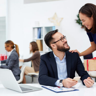 The Importance of Promoting Brand Loyalty through Corporate Gifts & Merchandise