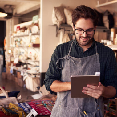 Boosting Your Sales With Custom Branded Corporate Gifts