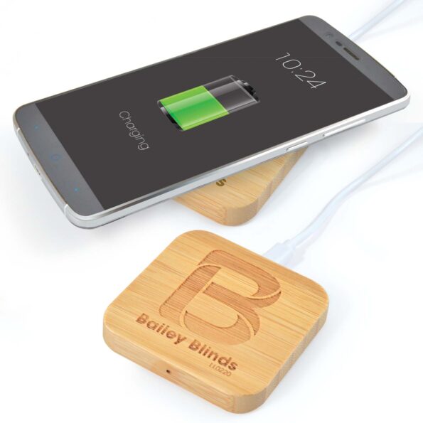 Wood Portable Powerbank with logo in heat transfer vinyl and UV print