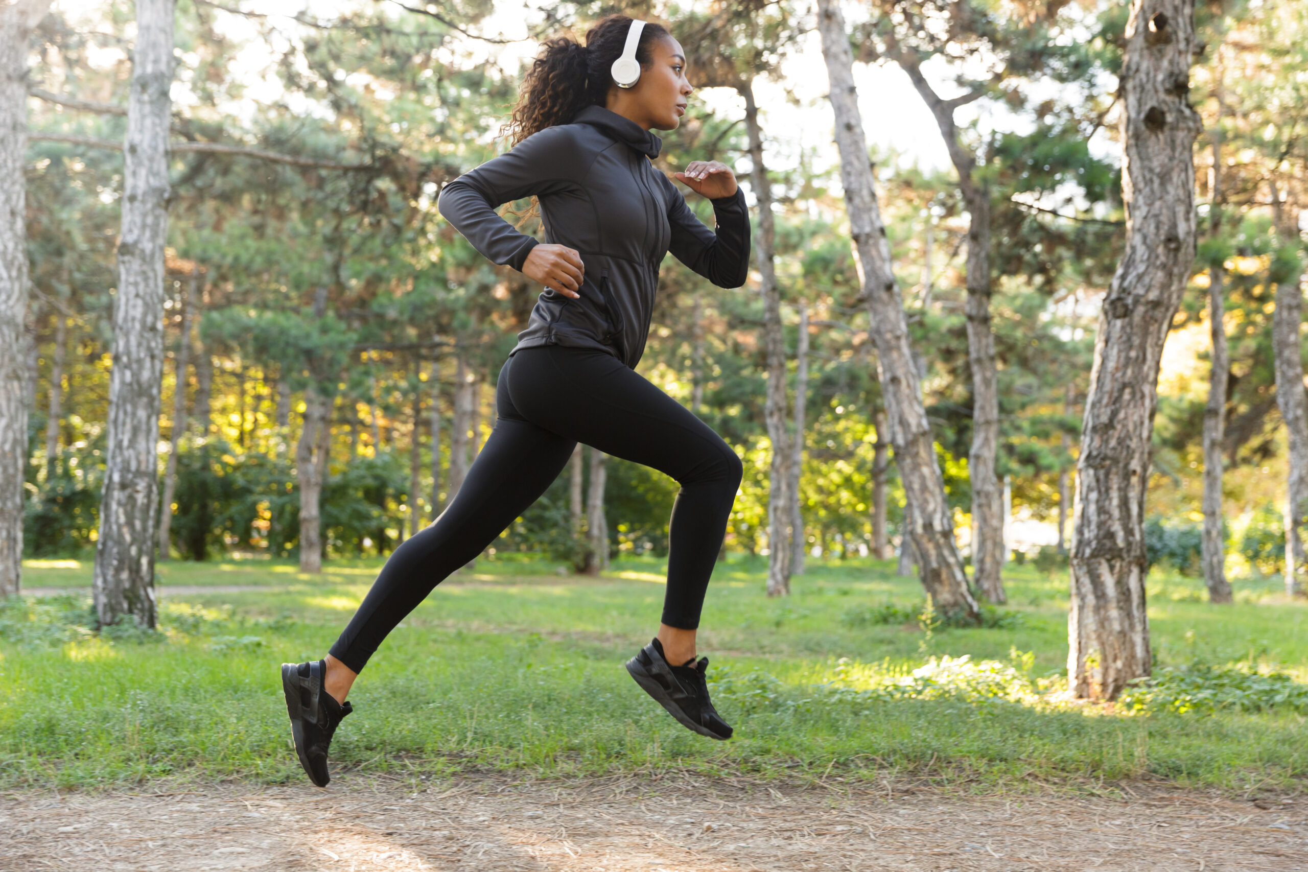 Woman wearing Custom Branded Sports Wear for Heat transfer printing service