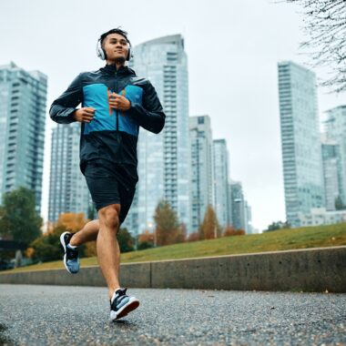 Design Your Performance: How Custom Sportswear Enhances Athletic Performance 